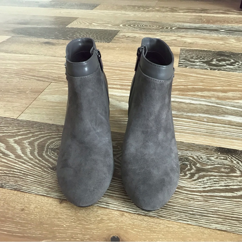 Bandolino, Heeled ankle boot, Gray, 7 M